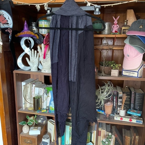 BDG navy and gray blanket scarf - Picture 2 of 9